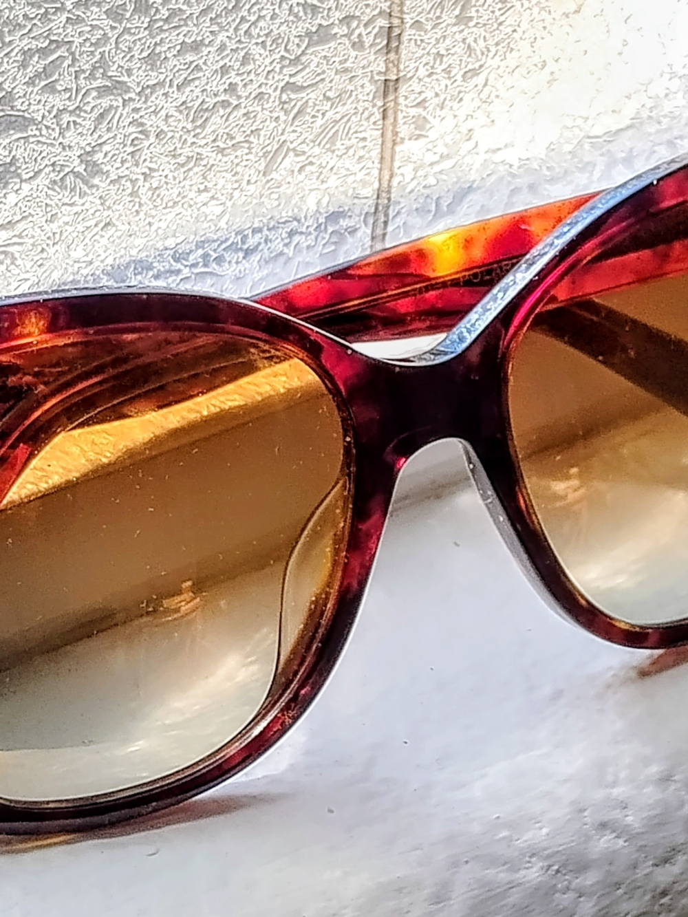 Tortouse shell DIFF eyewear Cat Eye Women's Sunglasses - Gold/Brown Lenses - Picture 5 of 5